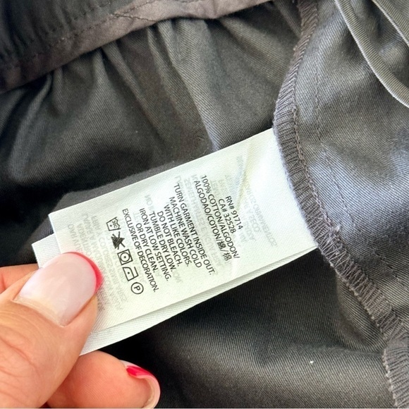 ARMANI EXCHANGE Grey Mini Skirt, Size 0 - Picture 8 of 8